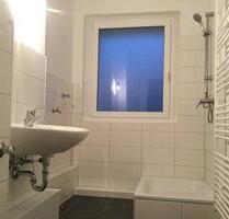 Helle 3 Zimmer-Wohnung mit Balkon in zentraler Lage zu vermieten. - Bielefeld Heepen