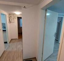 Ich vermiete 3 Zimmer Wohnung zentral zuffenhausen - Stuttgart