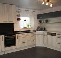 Helle 3,5-Zimmer-Wohnung mit Balkon und EBK in Schwetzingen