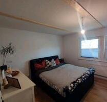 Frisch Renovierte 5,5-ZKB Wohnung ca. 150 m² - Blumenthal