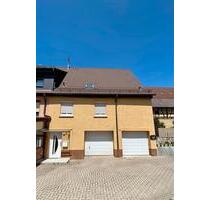 Reihenendhaus im Ortskern von Nagold-Vollmaringen