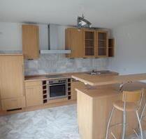 Großzügig geschnittene 2-Zimmer-Wohnung mit Balkon, EBK und Skyli - Frankfurt am Main Oberrad