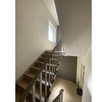 Schöne, helle 3-Zimmer Wohnung im Zentrum mit Stellplatz - Bielefeld