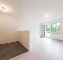 3-Zimmer-Wohnung im Erdgeschoss will renoviert werden! Einbauküche möglich! - Chemnitz Kapellenberg