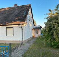 Doppelhaushälfte in Prenzlau-Sanierungsobjekt mit viel Potenzial