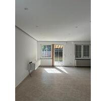 Einfamilienhaus mit Garten und Garage - Roßdorf