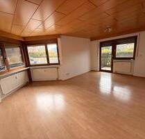 Helle 3-Zimmer Eigentumswohnung im Erdgeschoss mit Garage - Happurg