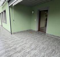 Großzügige Wohnung mit Garten, Terrasse in Marktbreit Gnodstadt