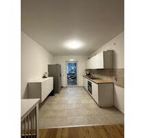 3 Zimmer Wohnung Kernsaniert - 1.285,00 EUR Kaltmiete, ca.  65,00 m² in Stuttgart (PLZ: 70186) Stuttgart-Ost