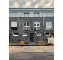 Reihenmittelhaus 150 qm, 20 qm Dachterrasse, zwei Stellplätze - Barsinghausen