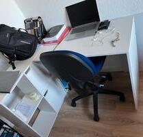 Schreintisch( student) - 50,00 EUR Kaltmiete, in Duisburg (PLZ: 47059) Duisburg-Mitte