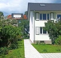 Neu sanierte DHH, Bodensee, Meersburg, 2 Einheiten, Erstbezug