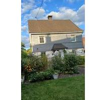 Einfamilienhaus mit Garten und Garage - Lennestadt