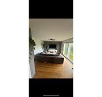 Lichtdurchflutete, moderne 2,5 Zimmer-Wohnung - Schorndorf