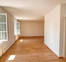 4-Zimmer Wohnung im Herzen von Grenzach mit Balkon - Grenzach-Wyhlen