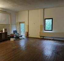 Individuelle, sanierte Altbau 4-Zimmer-Wohnung in Dieblich