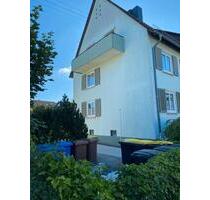 Helle Dachgeschosswohnung mit Balkon in Hamm - Hamm (Sieg)