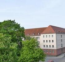 Weihnachtsaktion! WG-Wohnung mit ZWEI Zimmern großer Küche - Chemnitz Kapellenberg