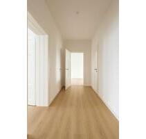 Sanierte 2- Raum Wohnung mit Balkon - Riesa