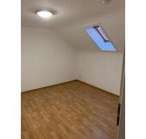 3- Zimmer Wohnung in Lorsch - 950,00 EUR Kaltmiete, in Frankenthal (Pfalz) (PLZ: 67227)