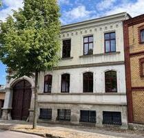 Vermiete schöne 3 Raumwohnung - 320,00 EUR Kaltmiete, in Calbe (Saale) (PLZ: 39240)