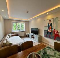 Hochwertig möblierte 2,5-Zimmer-Wohnung mit Wasserblick - Hamburg Barmbek-Nord