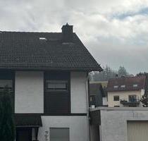 Attraktives Miethaus mit 120 m², Fußbodenheizung, Garten & Balkon - Idstein