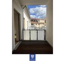 Moderne Wohnung mit Flair und bemerkenswerter Ausstattung! Loggia, EBK, Lift! - Dresden