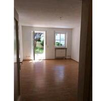 Helle 1-Zimmer-Wohnung mit Terrasse in Dachau