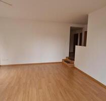 2-Zimmer-Wohnung mit Terrasse - 546,00 EUR Kaltmiete, ca.  78,00 m² in Suhl (PLZ: 98529) Aue 1