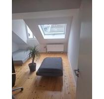 16 qm • WG-Zimmer in moderner 130 qm Dachgeschosswohnung - Berlin Pankow