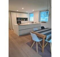 3 12 Zimmer Erdgeschosswohnung - 1.100,00&nbsp;EUR Kaltmiete, ca.&nbsp; 120,00&nbsp;m&sup2; in Laupheim (PLZ: 88471)