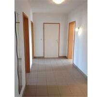 3 Zi Wohnung 84 Qm in Uetze - 650,00 EUR Kaltmiete, ca.  84,00 m² in Uetze (PLZ: 31311)
