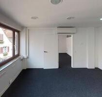*** Büro-Praxisfläche mit Aufzug in zentraler Lage in Brackenheim ***