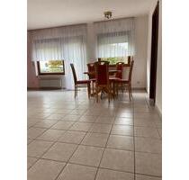 Immobilien - 1.200,00 EUR Kaltmiete, in Löchgau (PLZ: 74369)