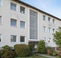 Teilsanierte 3-Zimmer-Wohnung mit großem Balkon in Hambühren!
