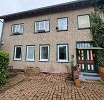 Großzügige Wohnung - 1.084,00 EUR Kaltmiete, in Waltershausen (PLZ: 99880)