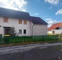 Doppelhaushälfte in ruhiger Lage - sanierungsbedürftig - Wulften am Harz