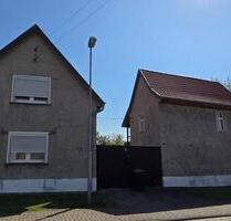 renovierungsbed. Einfamilienhaus m. großem Grundstück - Riestedt - Sangerhausen