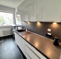 Hell & klimatisiert: Möblierte Wohnung in Bochum Linden (ab 1.9.)