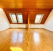 Studentin aufgepasst: große 3 Raum Wohnung mit Balkon +++TOP+++ Hinterhaus citynah in Dölitz - Leipzig Süd
