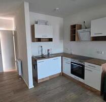 Zentrale 2-Zimmer Wohnung in Zingst sofort abzugeben.