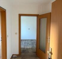 1 RAUMWOHNUNG MIT EINBAUKÜCHE - 300,00 EUR Kaltmiete, ca.  35,00 m² in Staßfurt (PLZ: 39418)