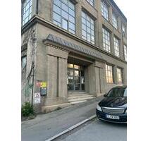 Werkstatt 150m² - 15,00 EUR Kaltmiete, ca.  150,00 m² in Reutlingen (PLZ: 72760) Orschel-Hagen