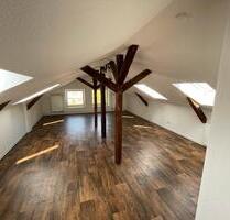 Schöne Dachgeschosswohnung im Herzen von Ahrensbök - Pronstorf