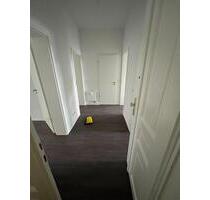 frisch renovierte 3RW mit Balkon im Erdgeschoss in schöner Lage von Radeberg