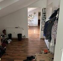 Gepflegte 3-Zimmer-Dachgeschosswohnung in Neu-Isenburg