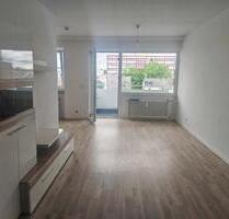 1,5 ZW WOHNUNG BALKON KÜCHE NÄHE UNIKLINIK EINKAUFEN BRUCHFELDSTR EIFLER REWE ROSSMANN PENNY BUSSTRASSENBAHNEN FUSSLÄUFIG S BAHN LYONERSTRASSE - Frankfurt am Main Niederrad