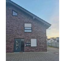 Büroräume zum vermieten - 650,00 EUR Kaltmiete, ca.  57,15 m² in Herford (PLZ: 32052)
