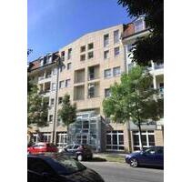 Sanierte 2-Raum-Wohnung im Dachgeschoss mit Balkon und Aufzug! - Dresden
